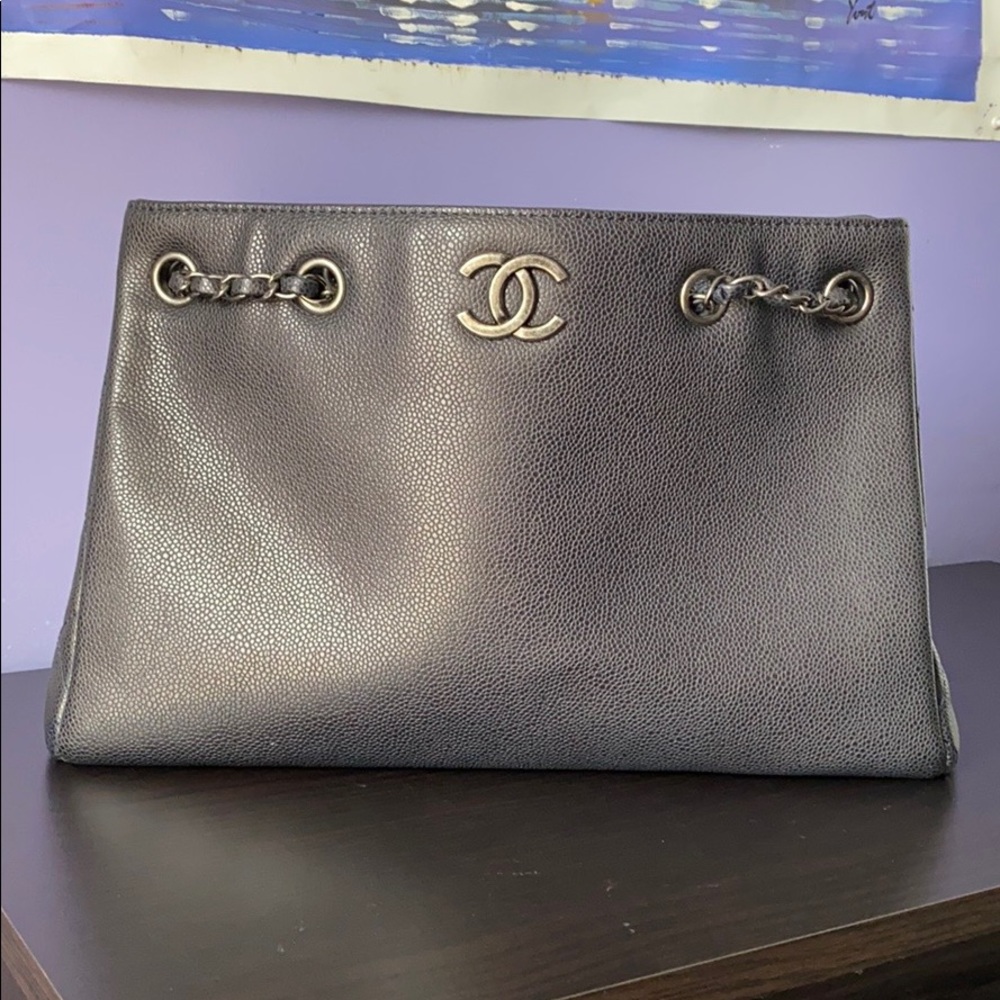 Chanel Large Tote✨